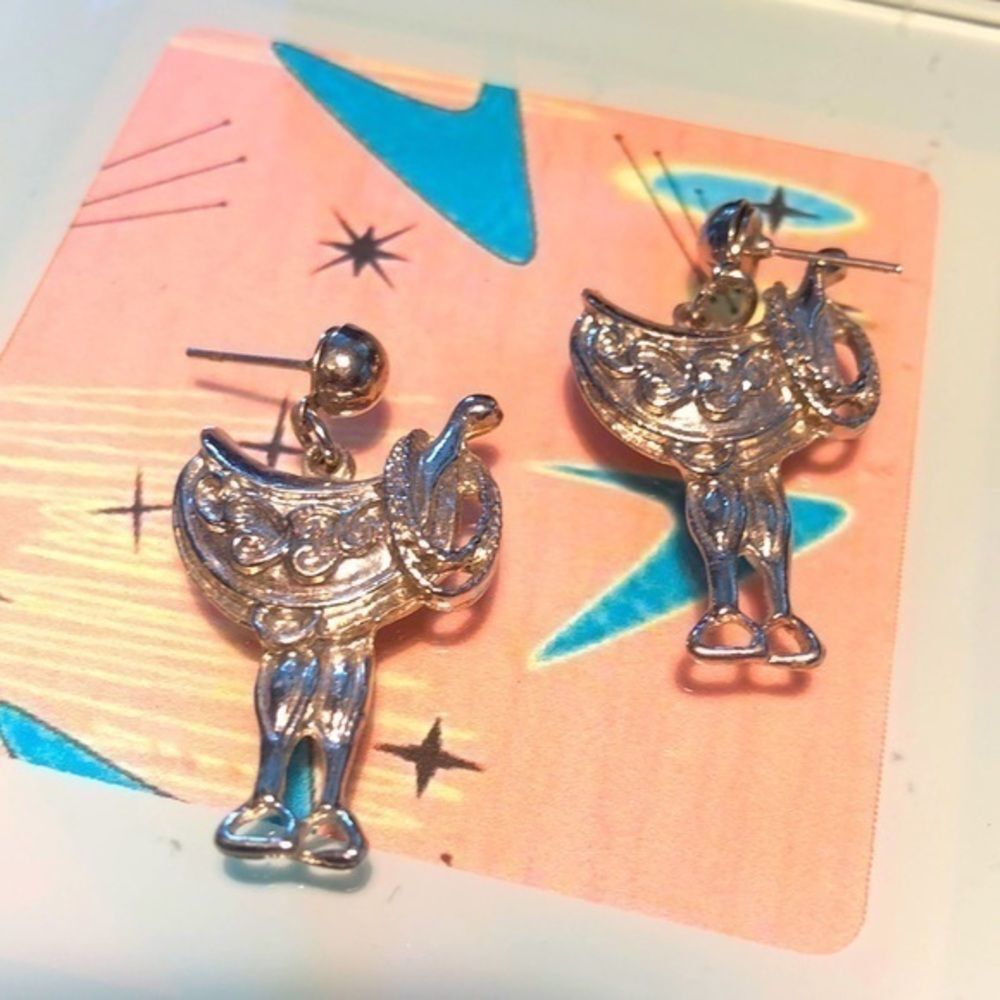Saddle Earrings